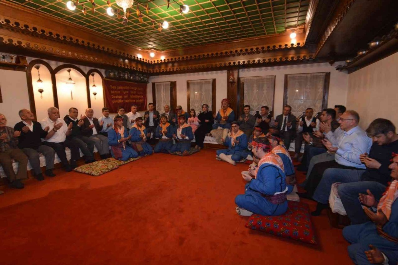 Vali Yiğitbaşı: “Yarenlik Türk kültüründe önemli bir yere sahip”