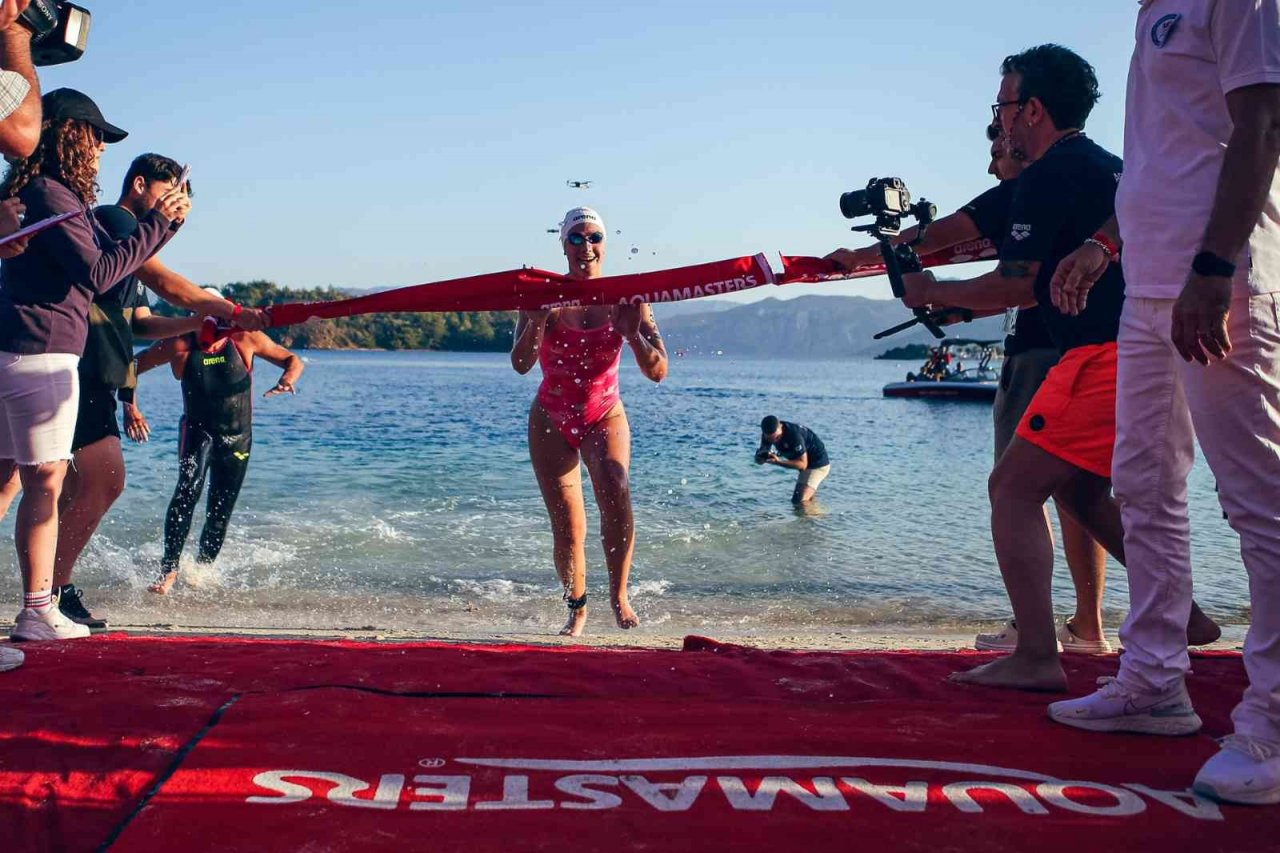 Aquamasters Yüzme şampiyonasının ilk günü tamamlandı