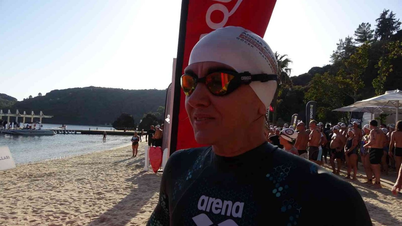 Aquamasters Yüzme şampiyonasının ilk günü tamamlandı