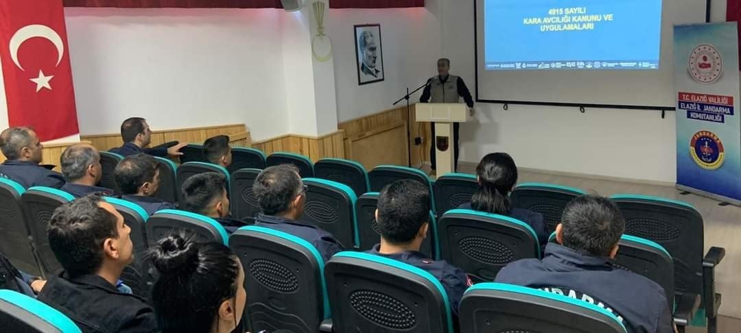 Elazığ Doğa Koruma Şube Müdürlüğünden jandarma ekiplerine bilgilendirme