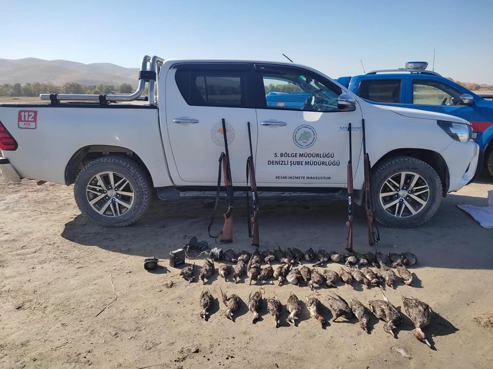 42 su kuşunu vuran 5 kaçak avcı yakalandı