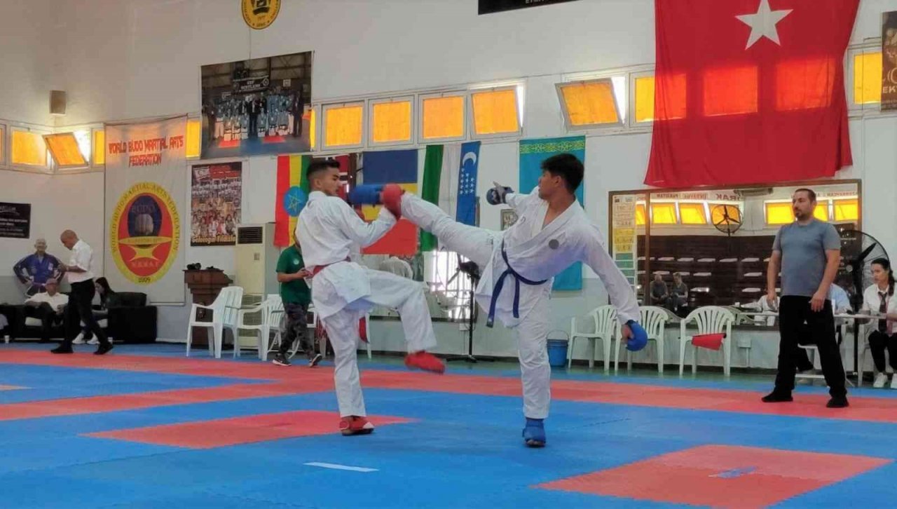 Yavru vatanda karatecilere muhteşem ağırlama