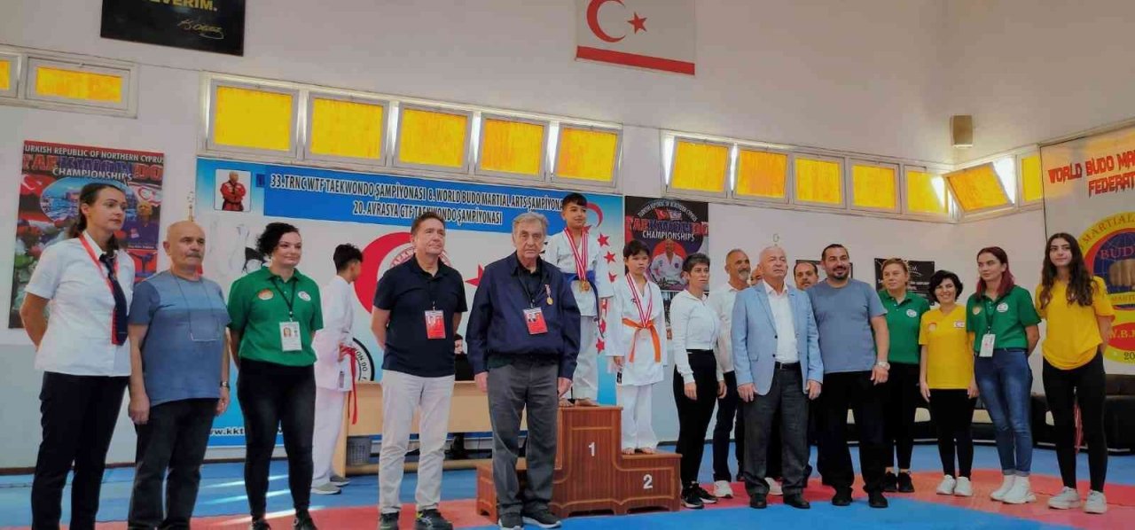 Yavru vatanda karatecilere muhteşem ağırlama