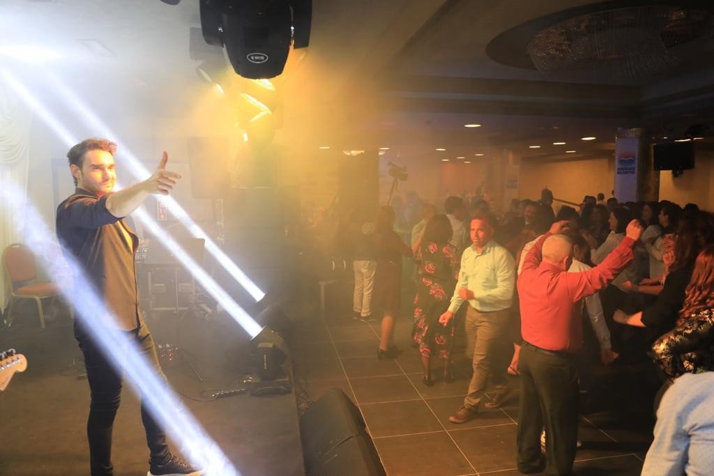 Marmaris Belediyesi personeli yemekte buluştu