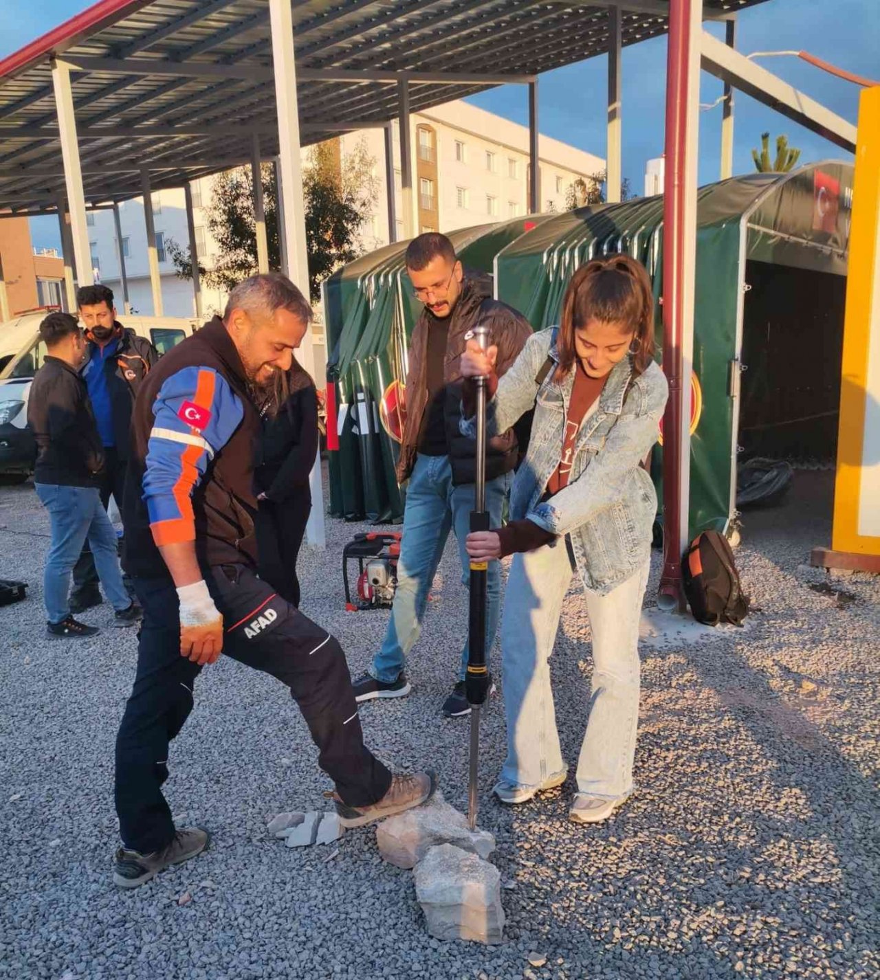 NEVÜ İzci Kulübü öğrencileri AFAD eğitimine katıldı