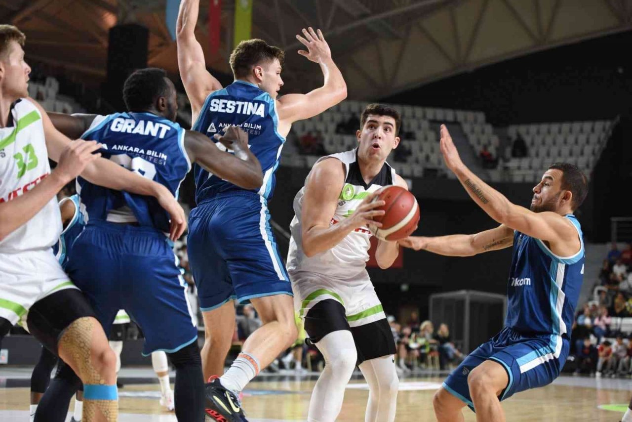 Basketbol Süper Ligi: Manisa BBSK: 50 - Türk Telekom: 77