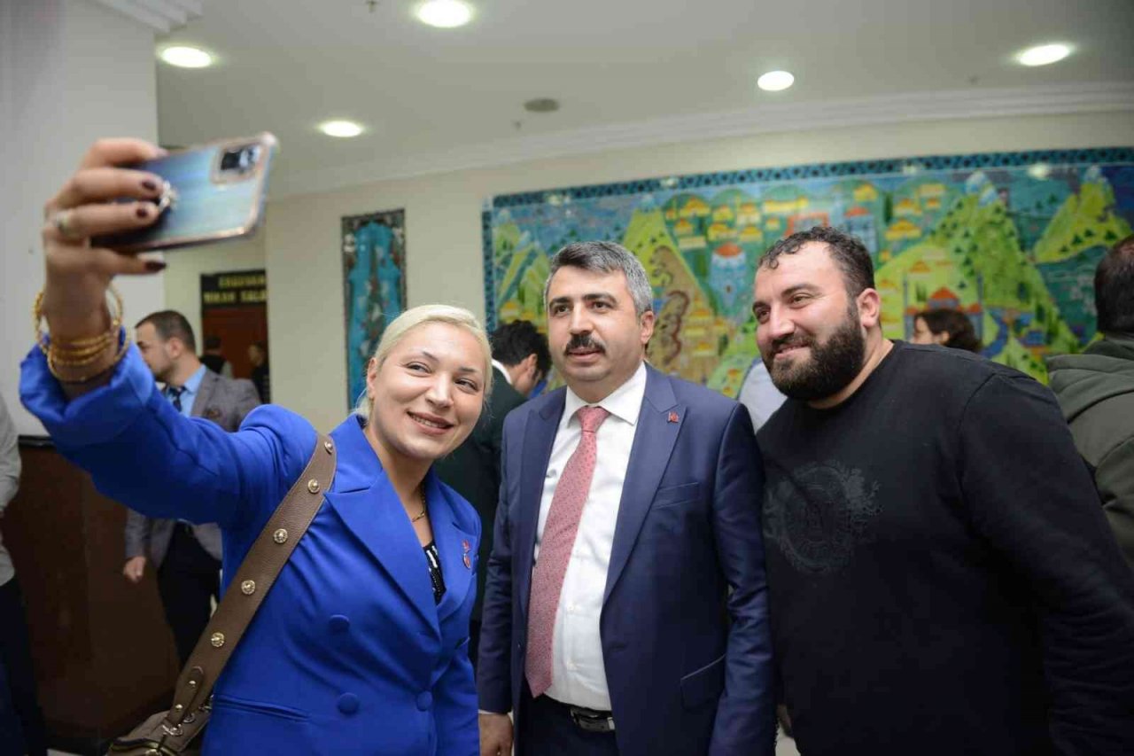 Yıldırım muhtarlarıyla güzel