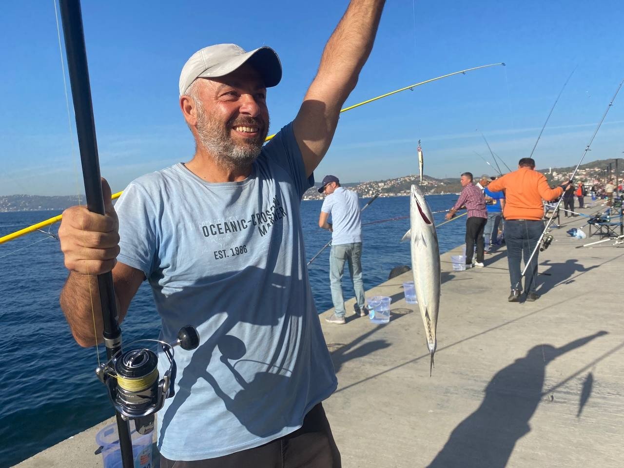 Beykoz’da 200 kişinin katıldığı “Balık Tutma Yarışması” renkli görüntüler oluşturdu