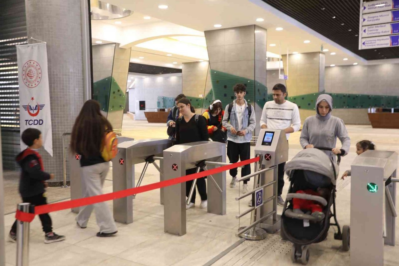 Gaziray ilk gününde yoğun ilgi gördü