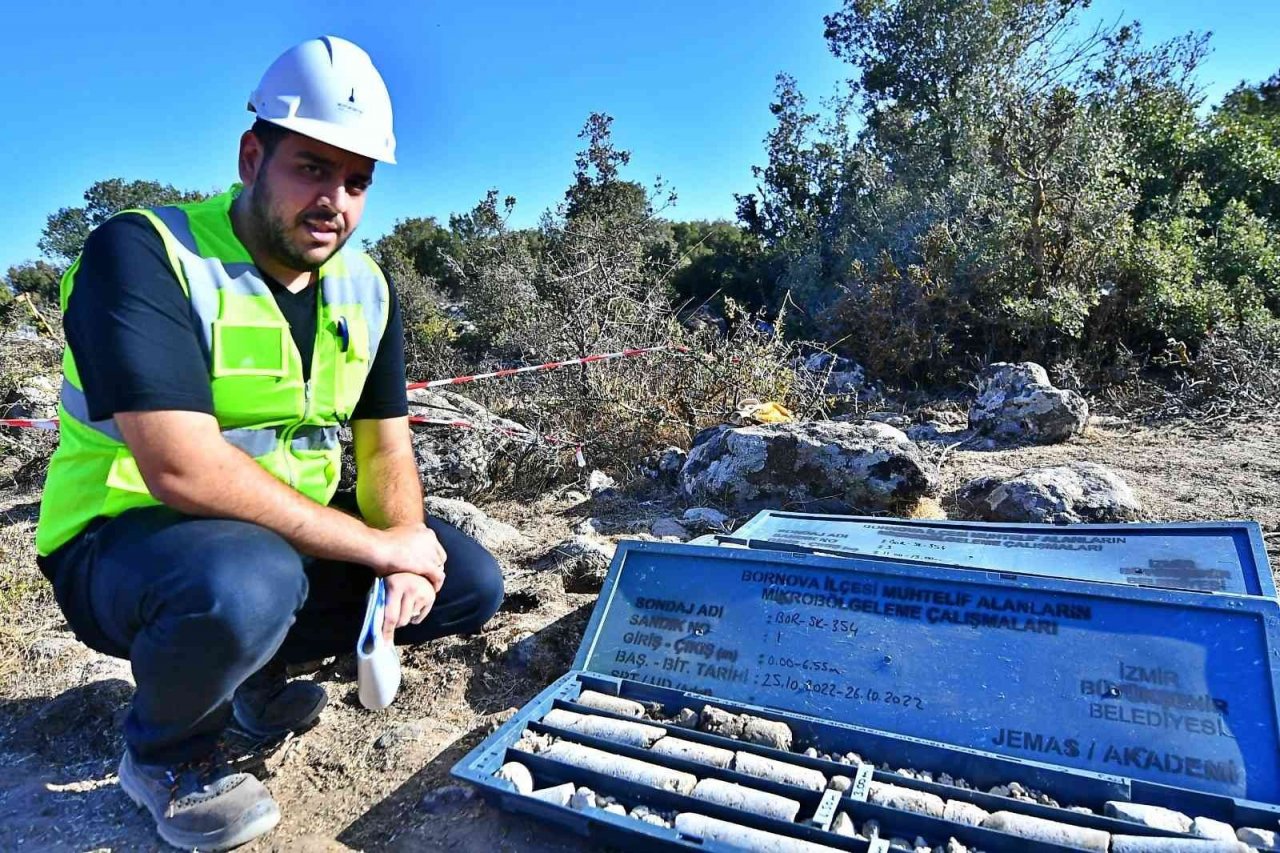 İzmir Bornova’da zemin araştırması başladı