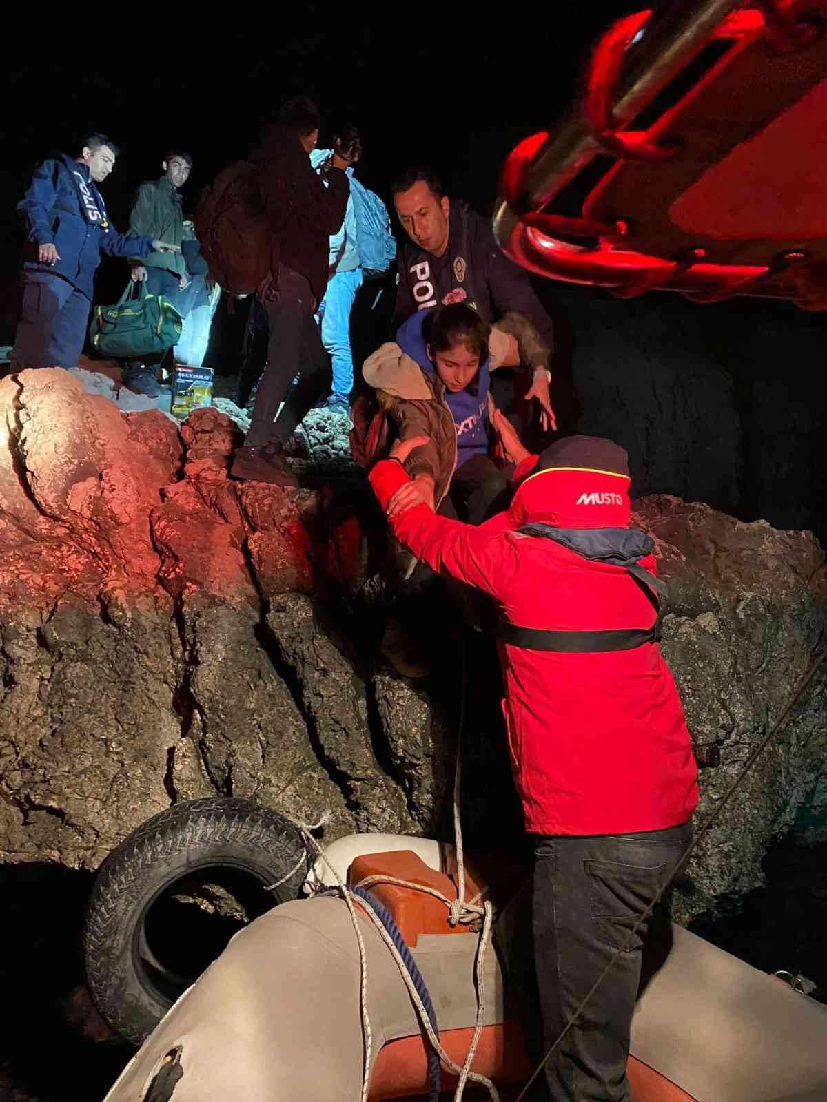 İzmir’de sın bir haftada 401 düzensiz göçmen yakalandı