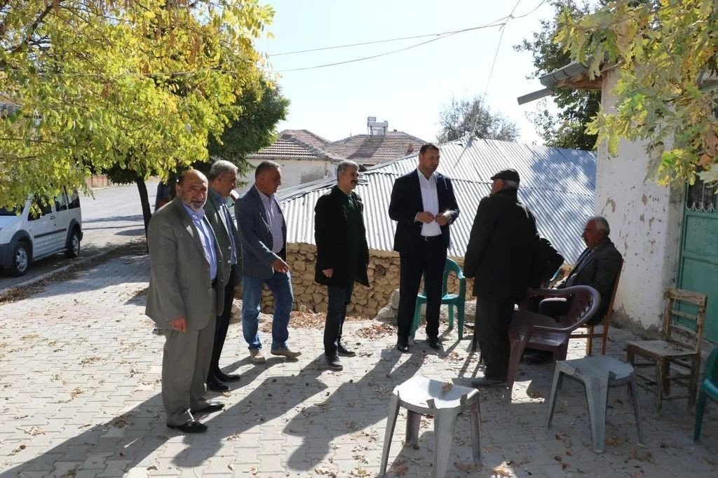 AK Partinin “Yüz yüze 100 gün” programıyla ilçe ve köylerde