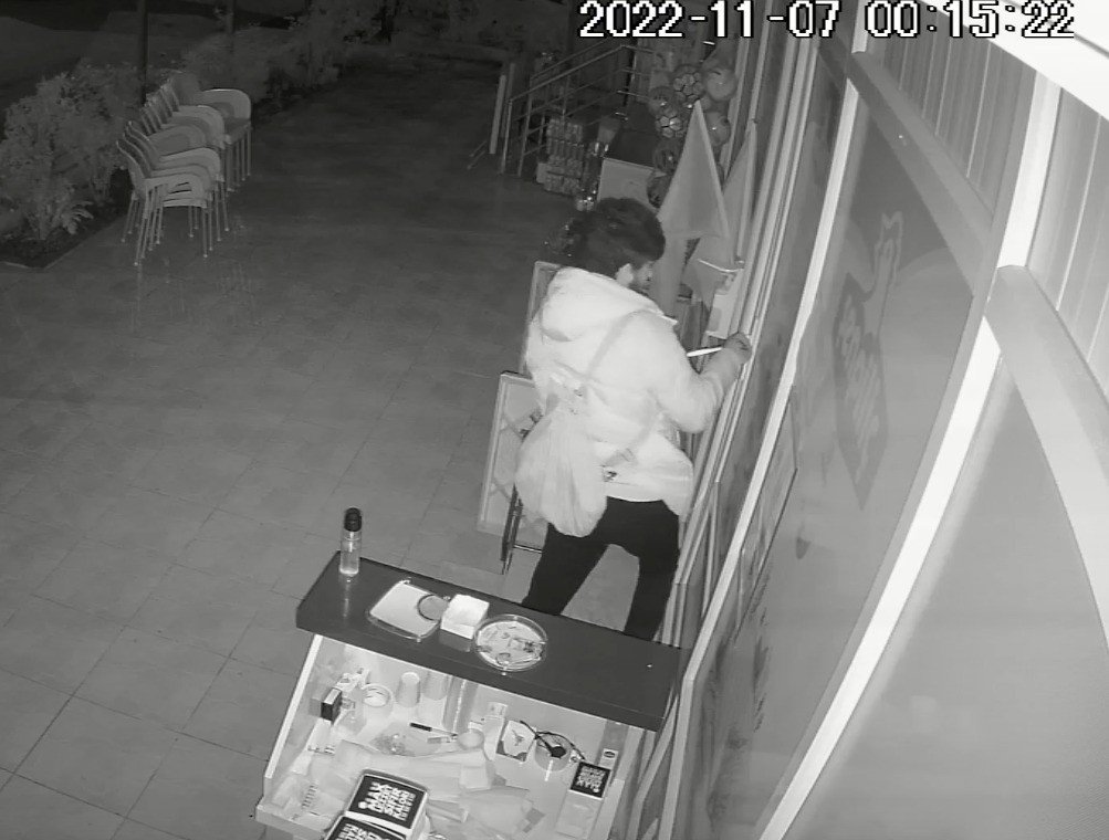 Antalya’da esnafın levyeli hırsız kabusu bitmiyor