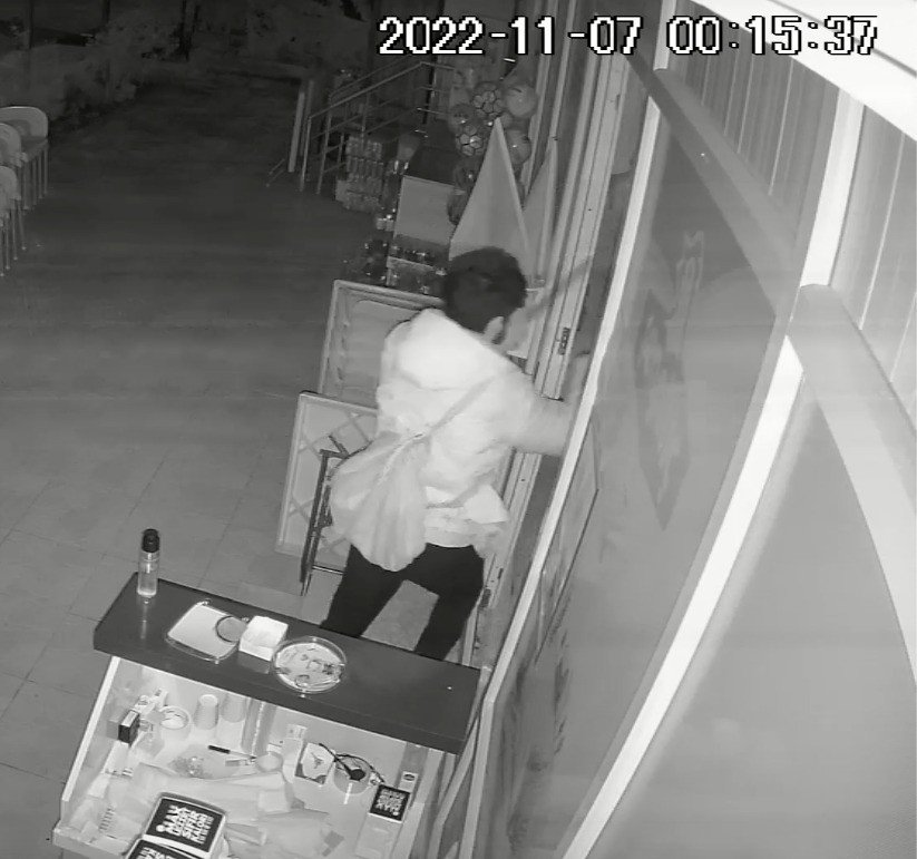 Antalya’da esnafın levyeli hırsız kabusu bitmiyor