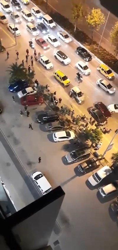 Bursa’da kaza sonucu meydana gelen kavga kameralara yansıdı