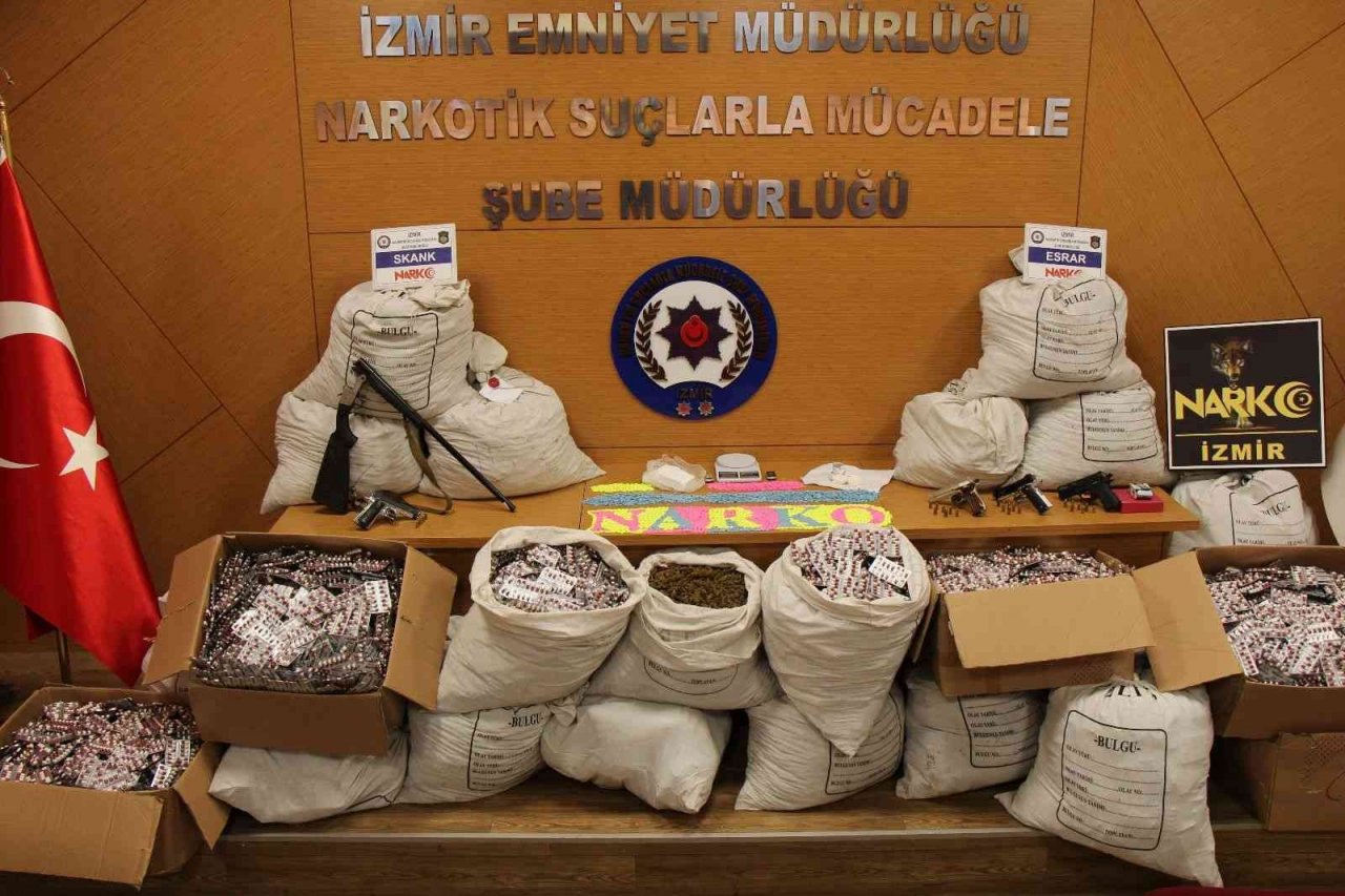 İzmir’de son 1 ayda 325 zehir taciri tutuklandı