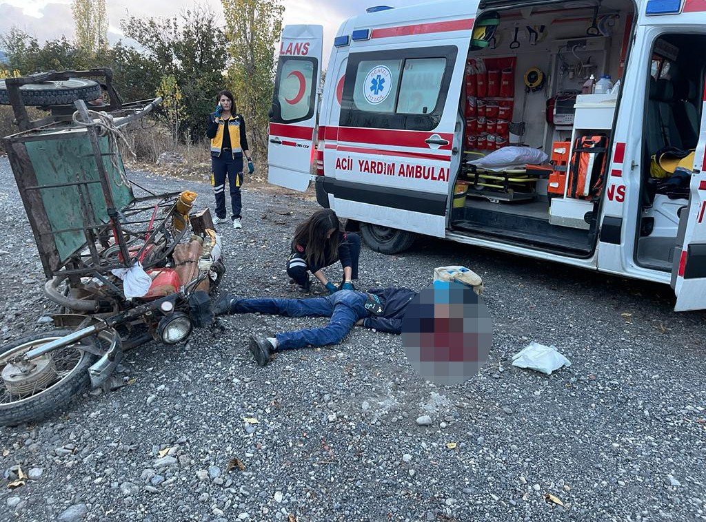 Baba ile oğlu bir hafta arayla hayatını kaybetti