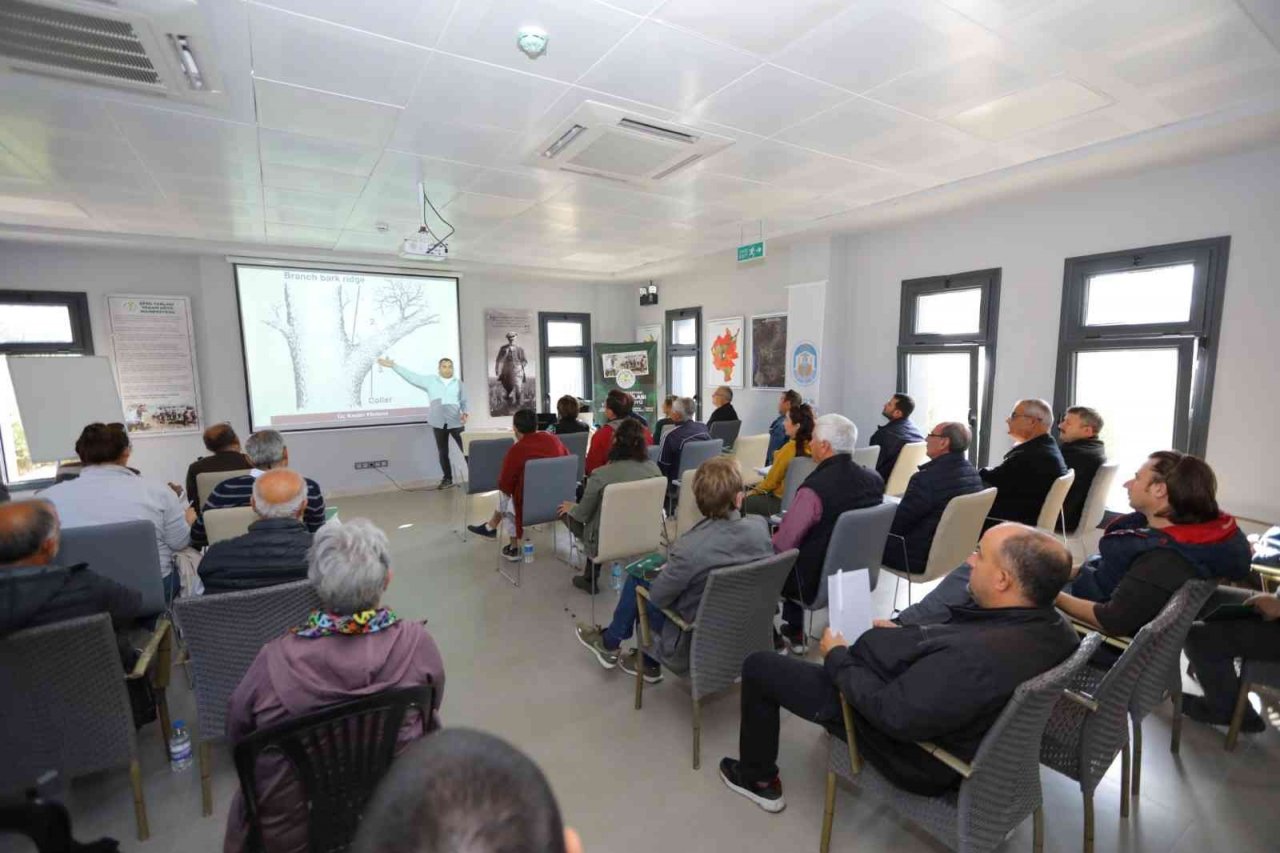 Efes Tarlası Yaşam Köyünde çiftçi eğitimleri başladı