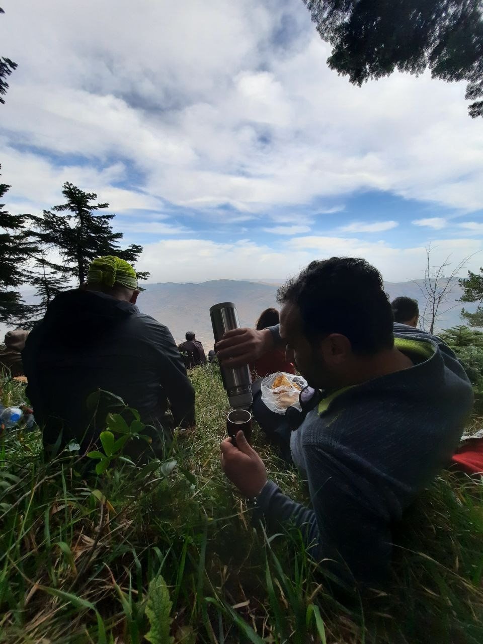 Doğa tutkunları eşsiz manzara eşliğinde 20 kilometre yürüdü