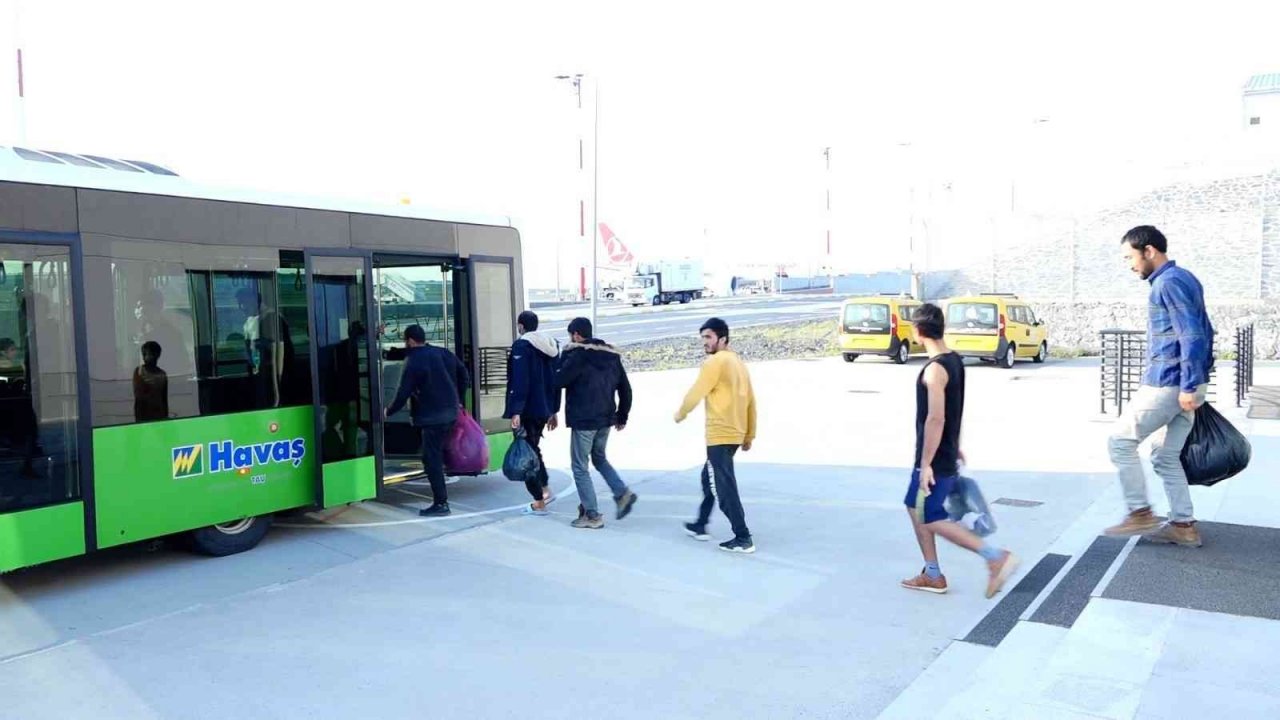 İstanbul’da 41 bin 35 kaçak göçmen sınır dışı edildi