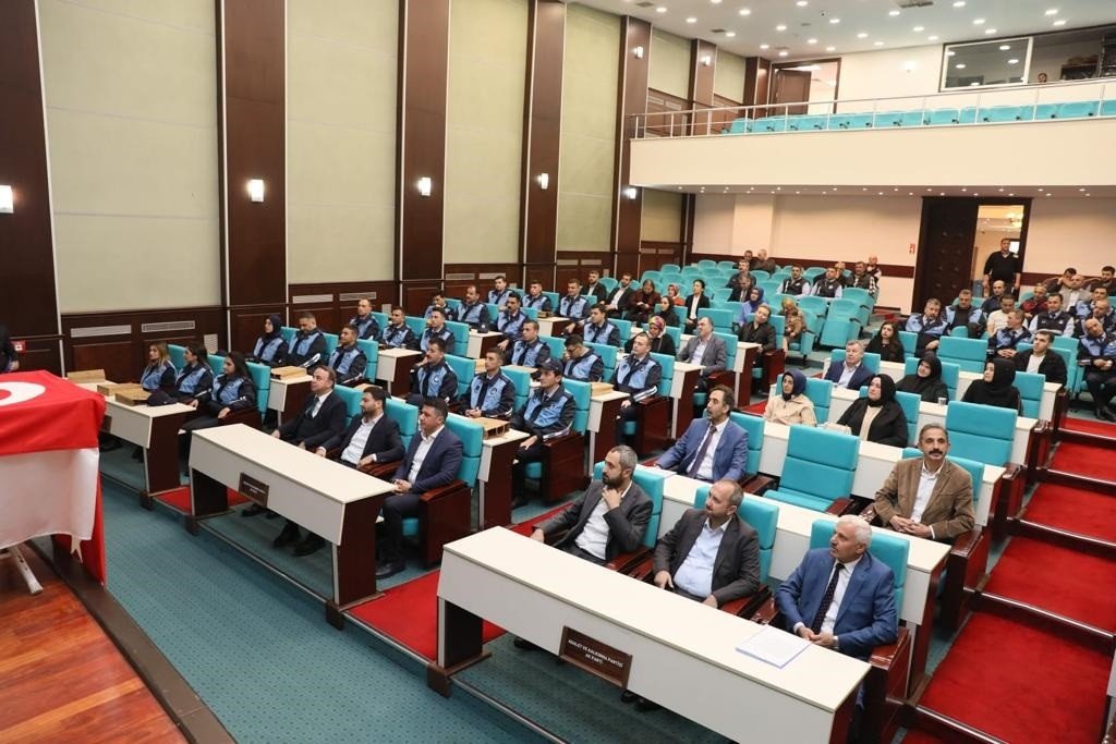 Kağıthane’de 22 zabıta asaletlerini aldı