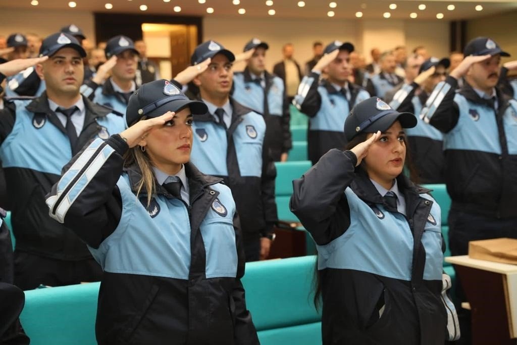 Kağıthane’de 22 zabıta asaletlerini aldı