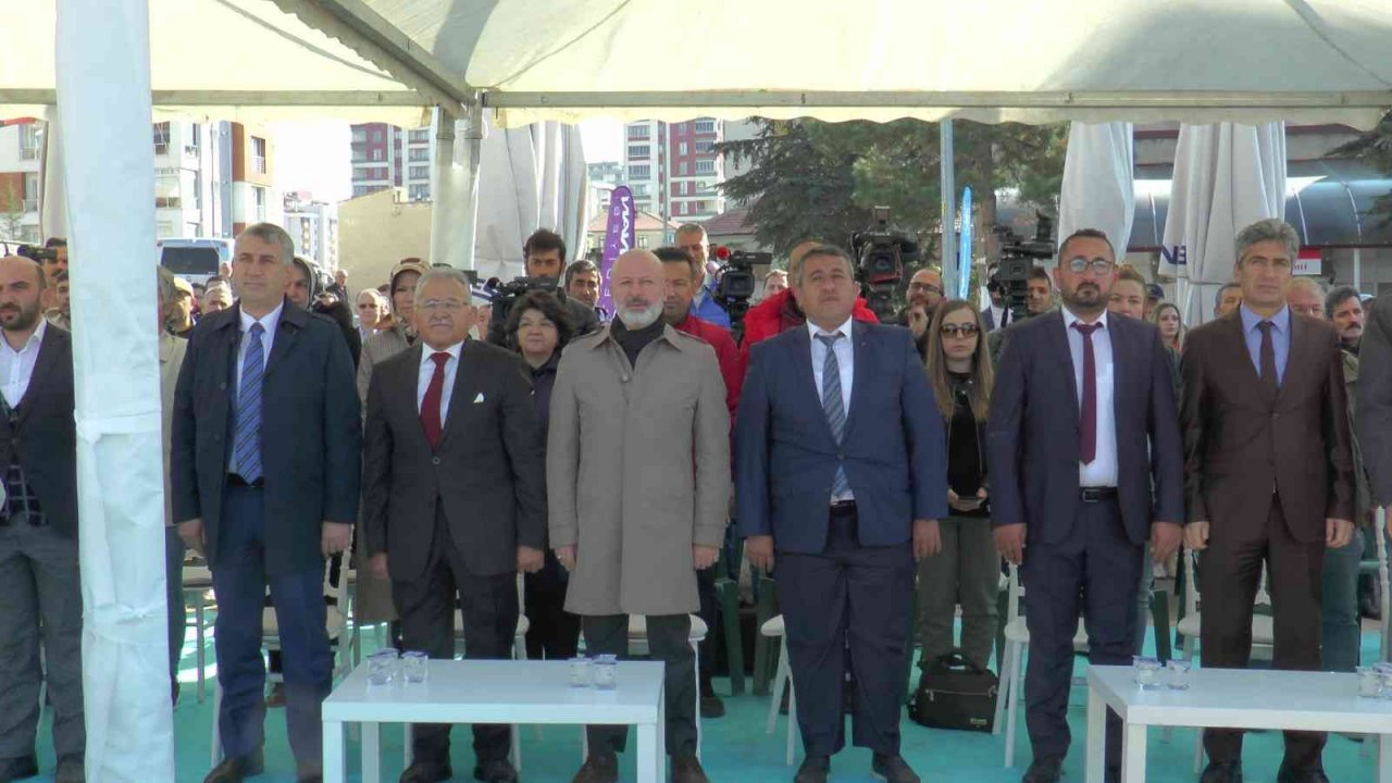 Kocasinan Belediyesi’nden Uğurevler’e değer katan kentsel dönüşüm