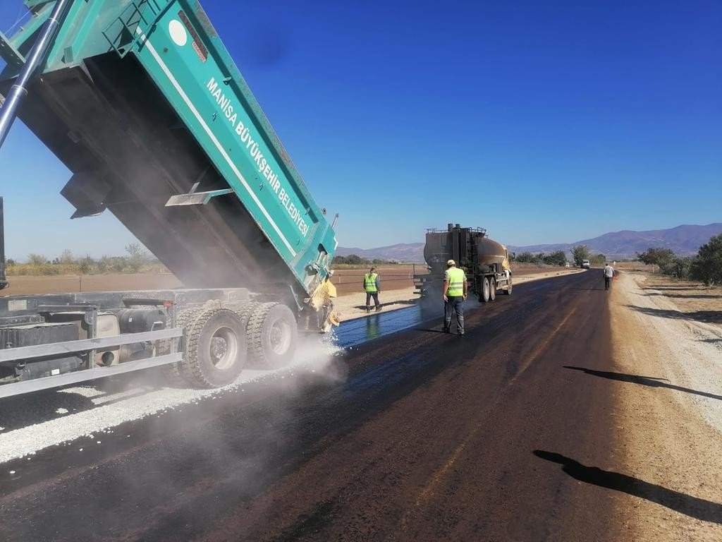 Manisa’da 2022’de 170 kilometrelik sathi kaplama