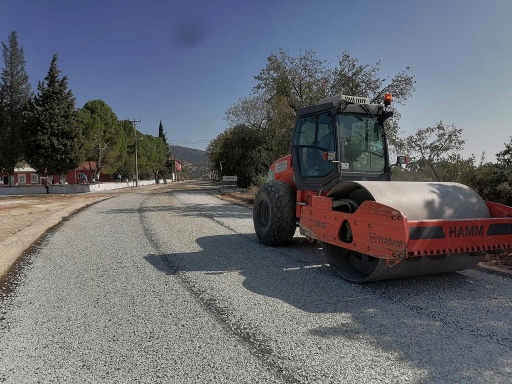 Manisa’da 2022’de 170 kilometrelik sathi kaplama