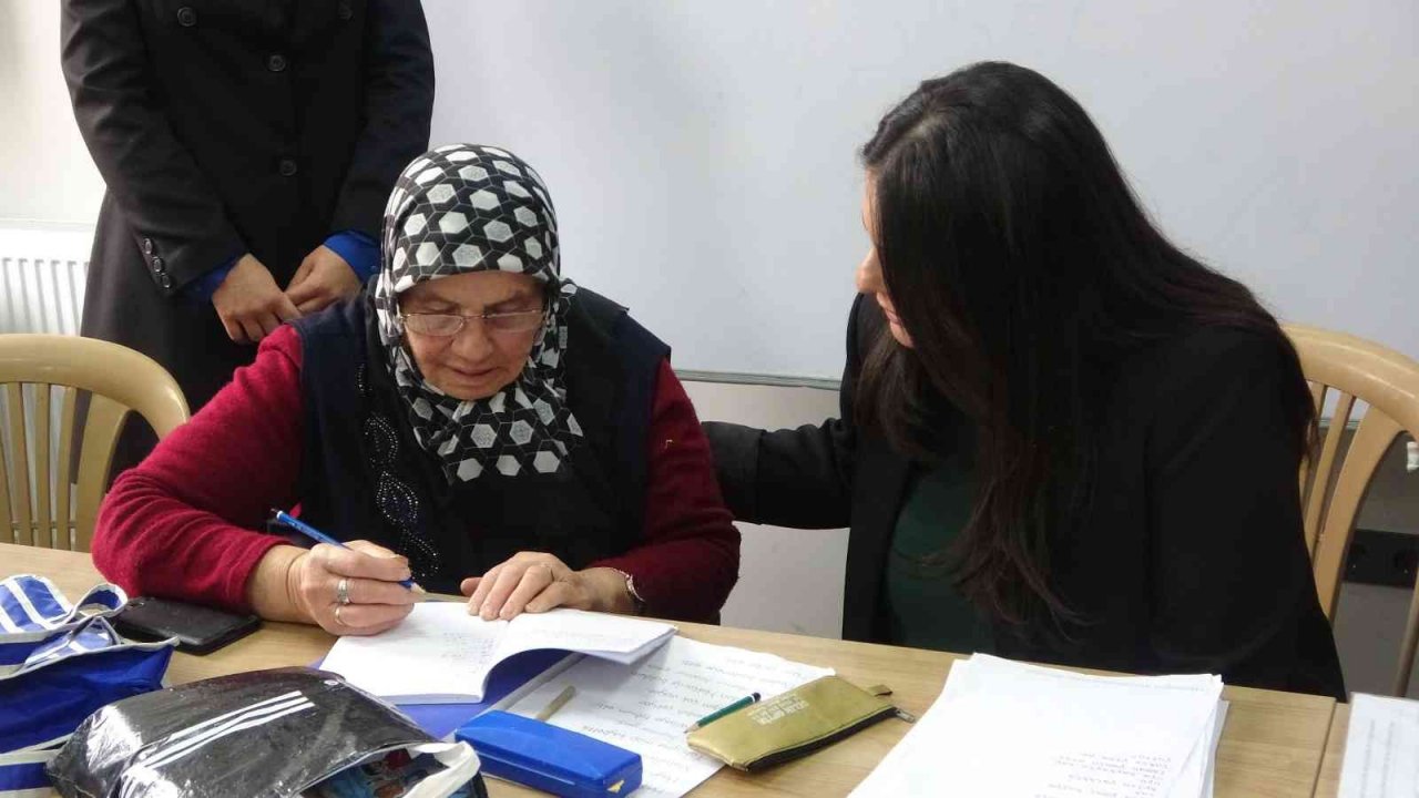 Mikrofinans Uşak Şubesi hizmete açıldı