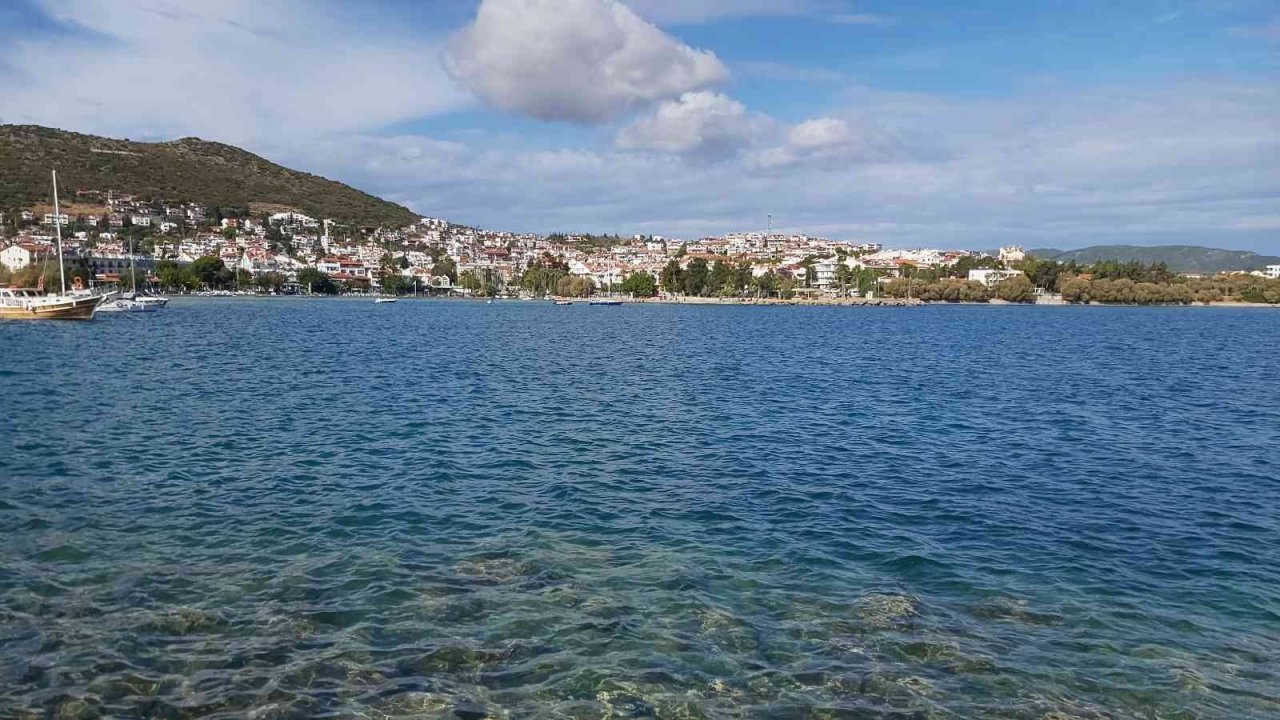 Datça’ya ilk kez kruvaziyer gemisi geldi