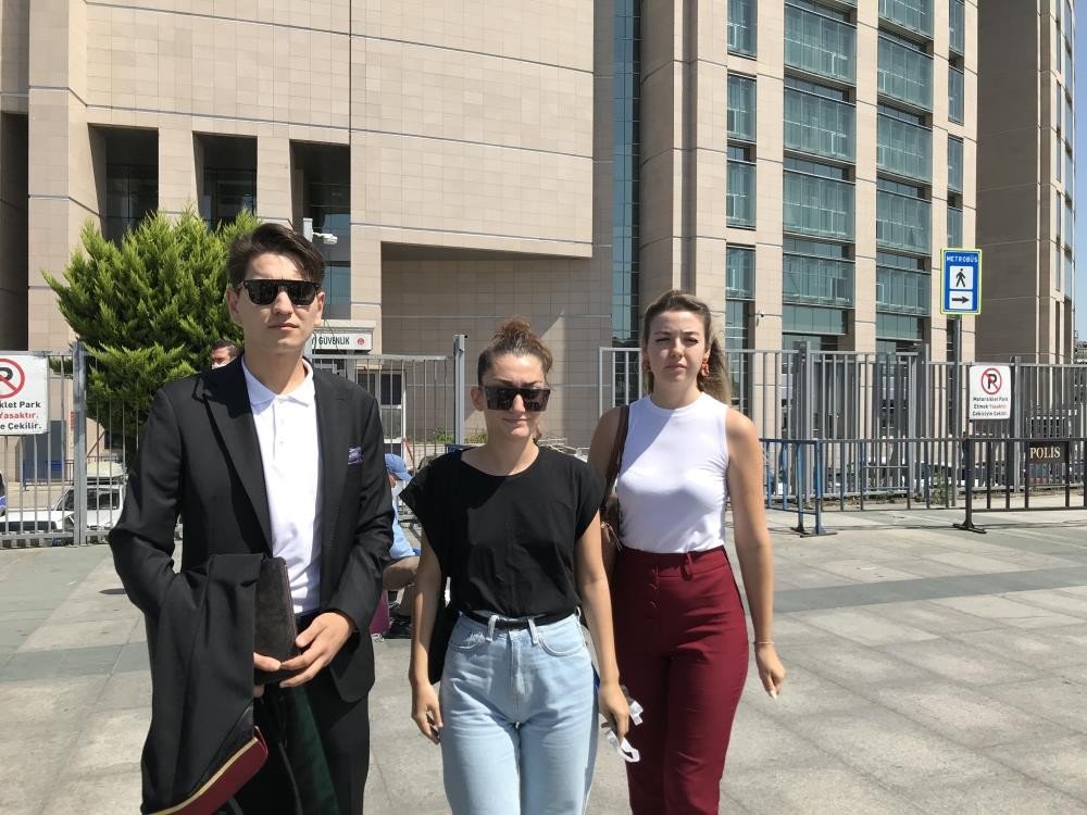 Eski sevgilisini darp ettiği iddia edilen şarkıcı Çağatay Akman’a 10 yıla kadar hapis talebi