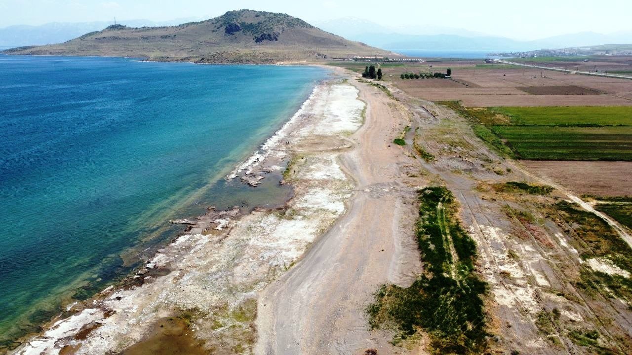 Van Gölü Havzası’nda su krizi tehlikesi