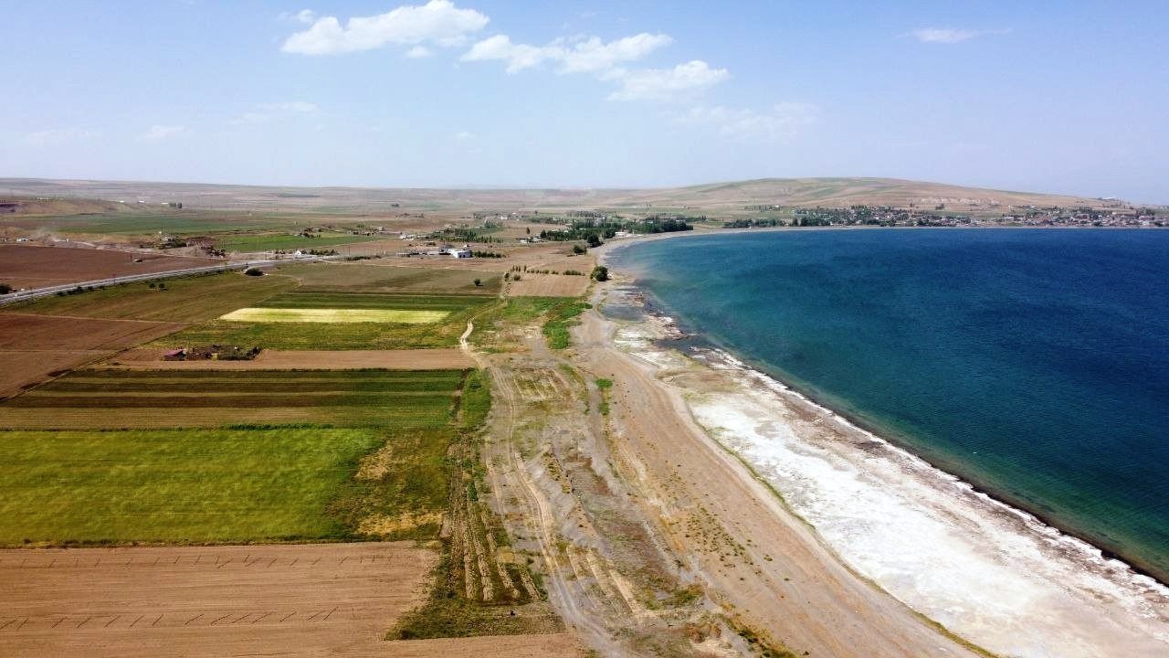 Van Gölü Havzası’nda su krizi tehlikesi