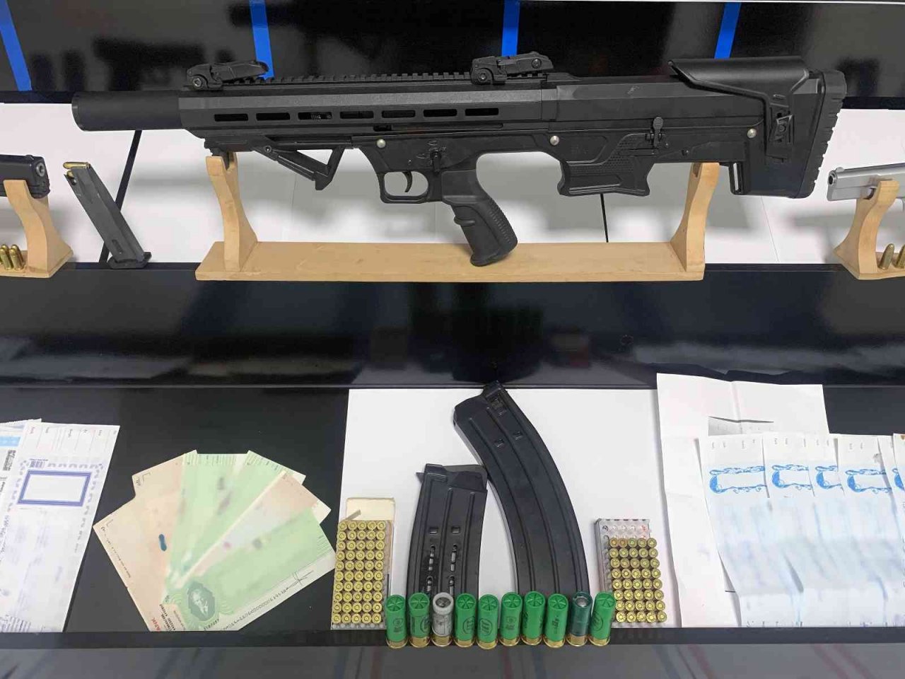 Tefeci operasyonunda 16 zanlı gözaltına alındı