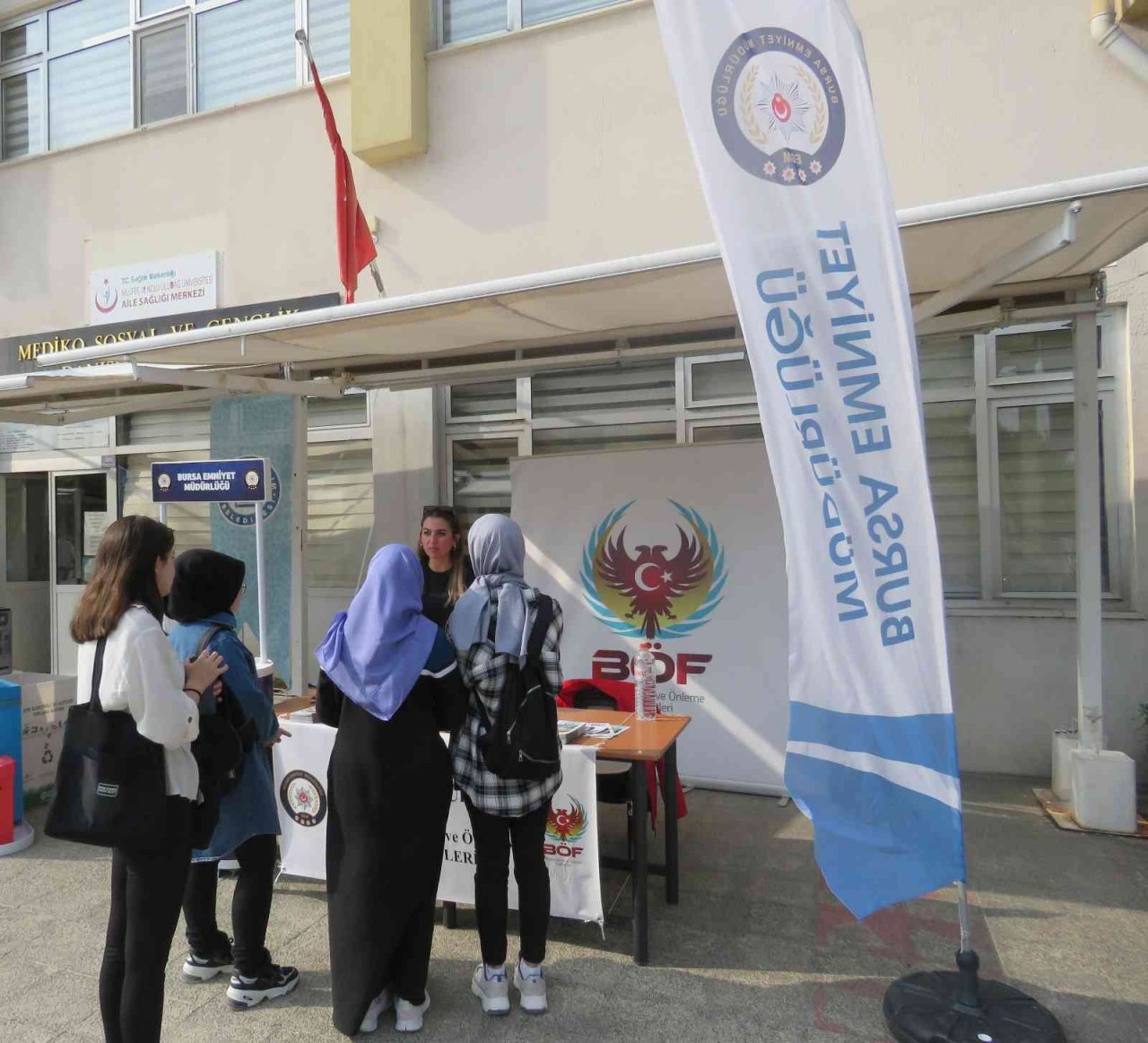 ’El Ele Güvenli Geleceğe’ projesiyle 14 bin 500 öğrenciyle iletişime geçildi