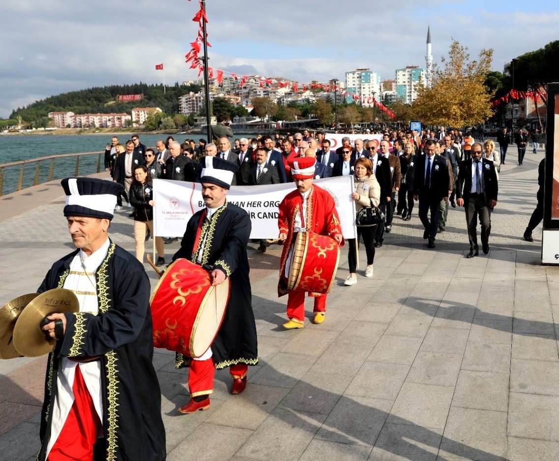 Organ Bağışı Haftası çerçevesinde yürüyüş gerçekleştirildi