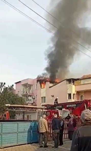 Biber közlerken canından oluyordu