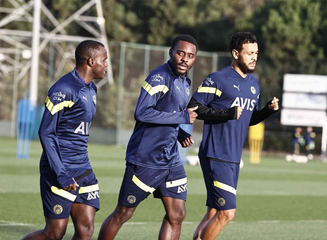 Fenerbahçe, Giresunspor maçı hazırlıklarına başladı