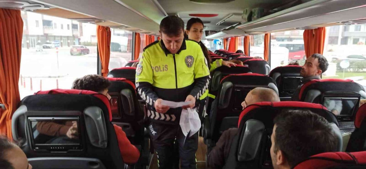 Otobüs kazaları trafik ekiplerini harekete geçirdi