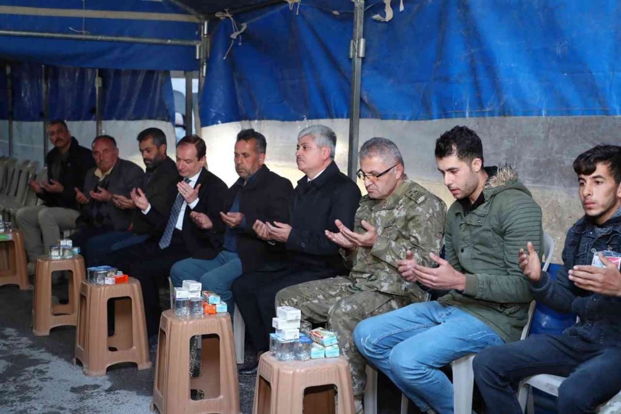 Vali Doğan: "Her zaman şehit ailelerimizin yanındayız"