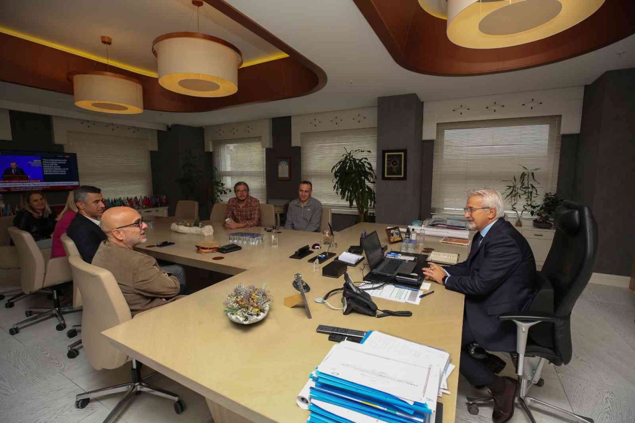 Veteran basketbolculardan Başkan Erdem’e teşekkür