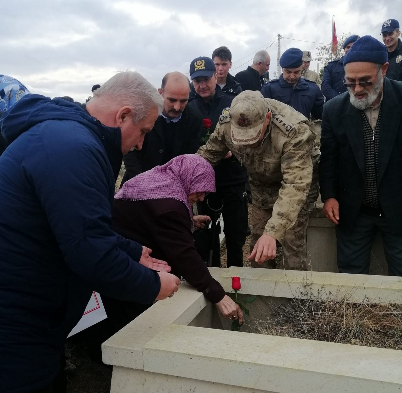 Jandarma Er Bayram şehadetinin 36. sene-i devriyesinde anıldı
