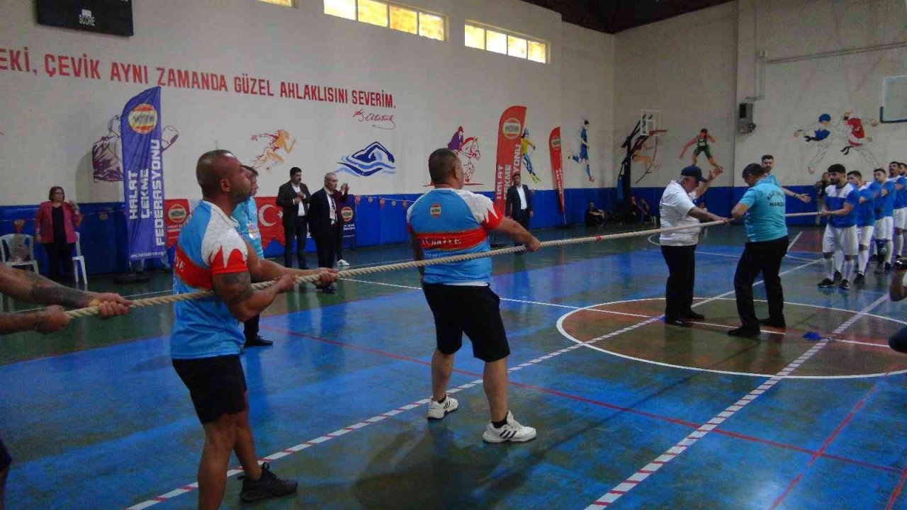 Uluslararası Halat Çekme Şampiyonası Silifke’de yapıldı