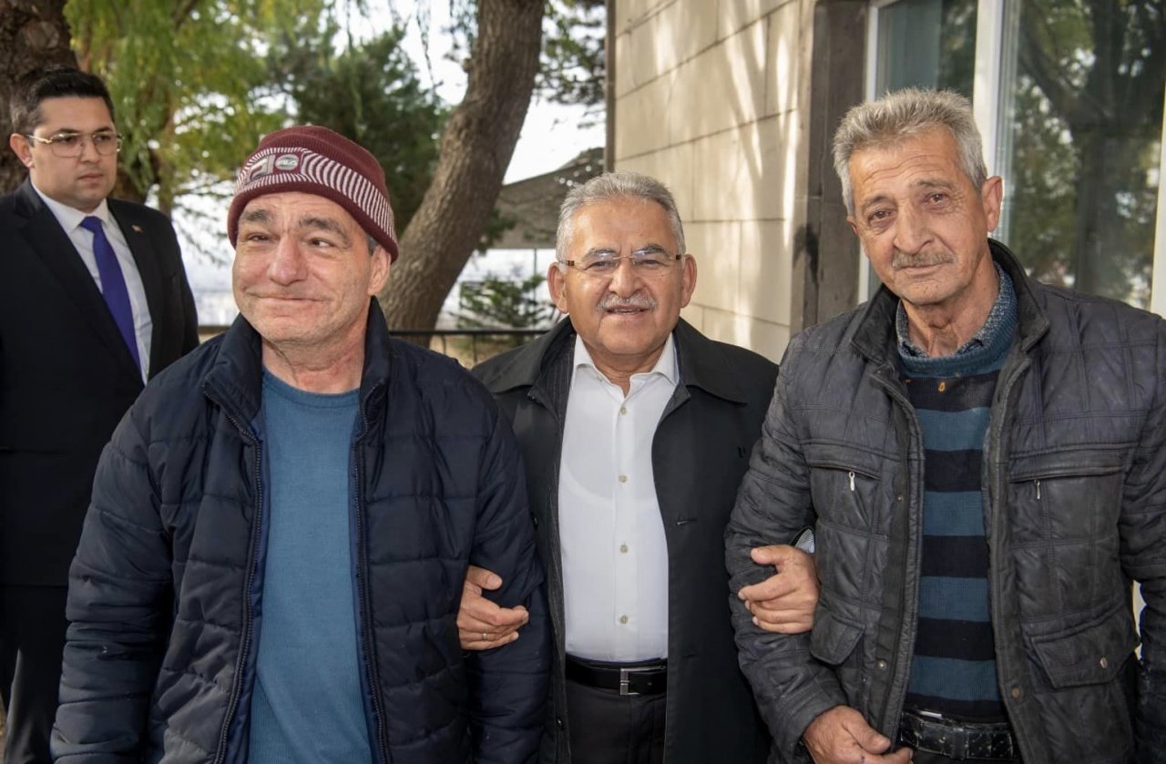 Başkan Büyükkılıç Mimarsinan Mahallesi’nde