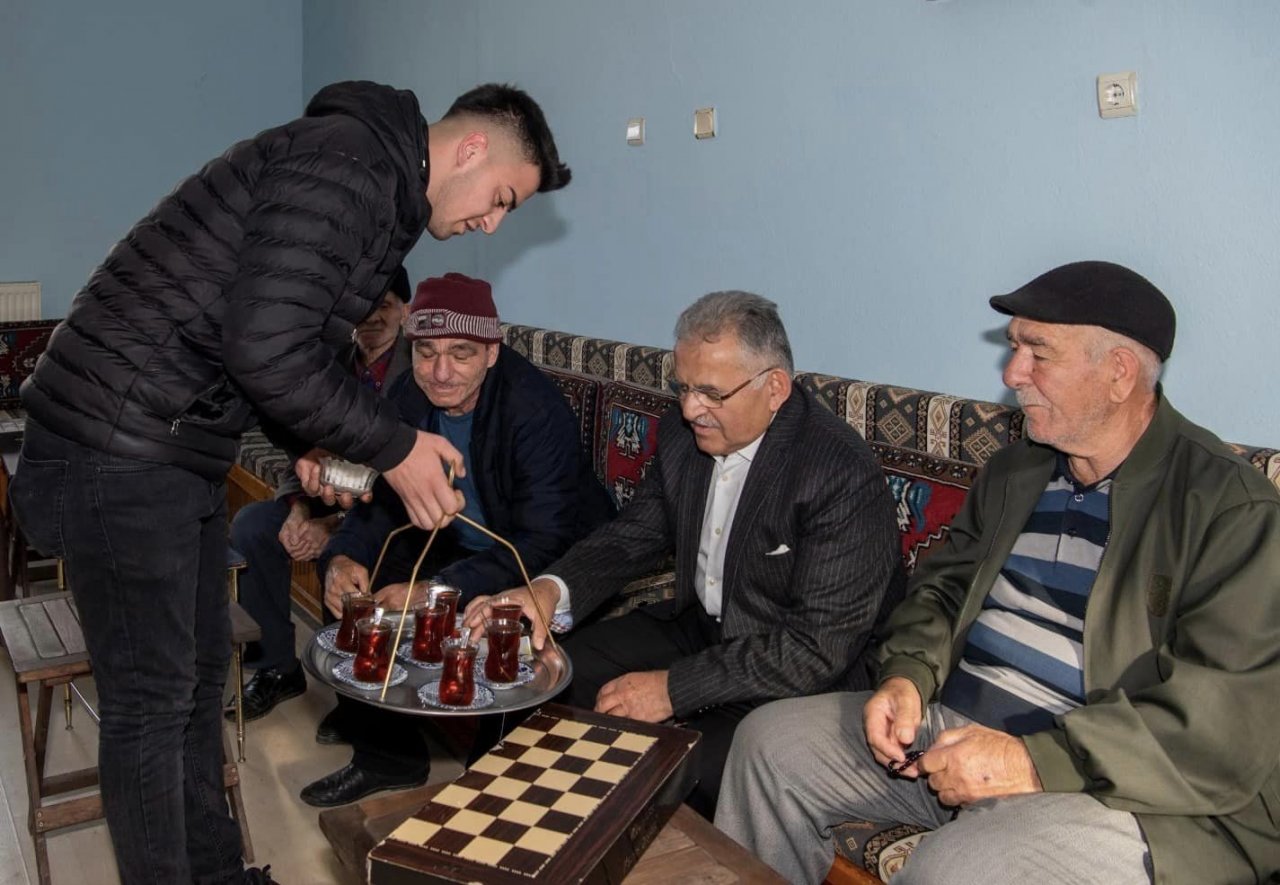 Başkan Büyükkılıç Mimarsinan Mahallesi’nde