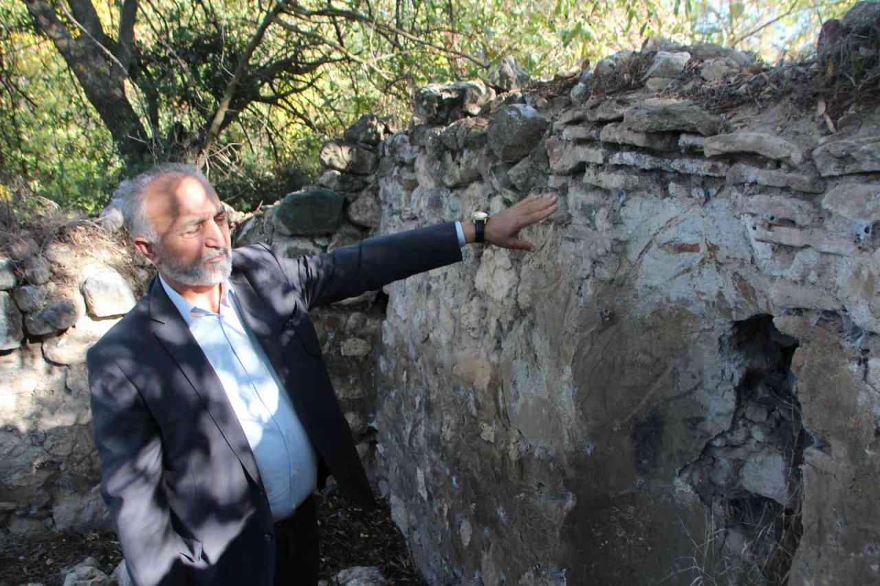 Tapduk Emre Türbesi’nin Bilecik’te olduğu iddiası