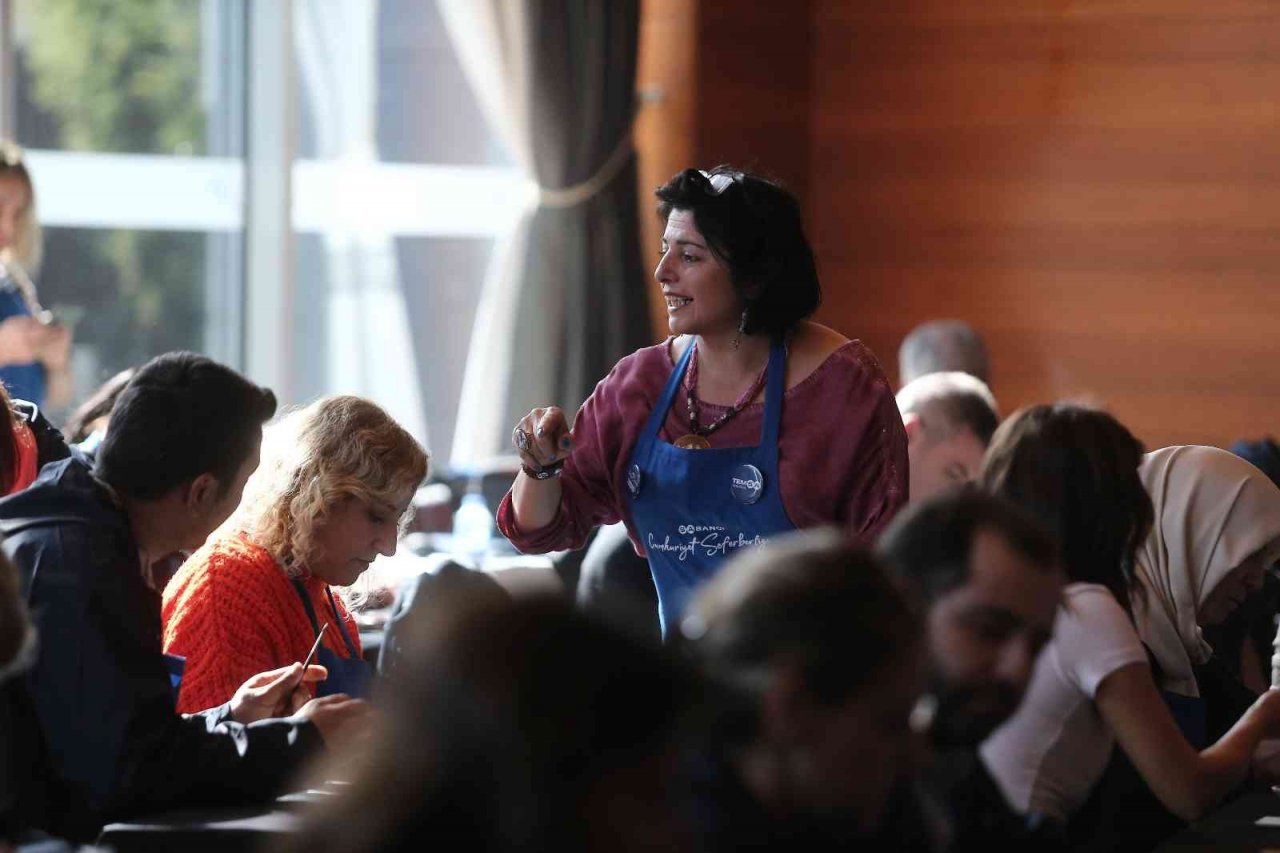 Sabancı Gönüllüleri unutulmaya yüz tutmuş meslekler için kolları sıvadı