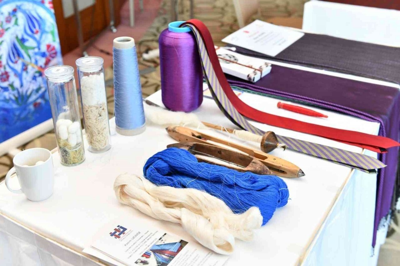 Sabancı Gönüllüleri unutulmaya yüz tutmuş meslekler için kolları sıvadı