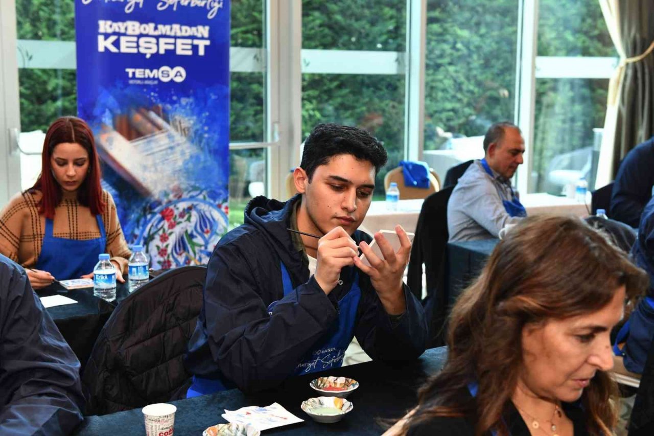 Sabancı Gönüllüleri unutulmaya yüz tutmuş meslekler için kolları sıvadı